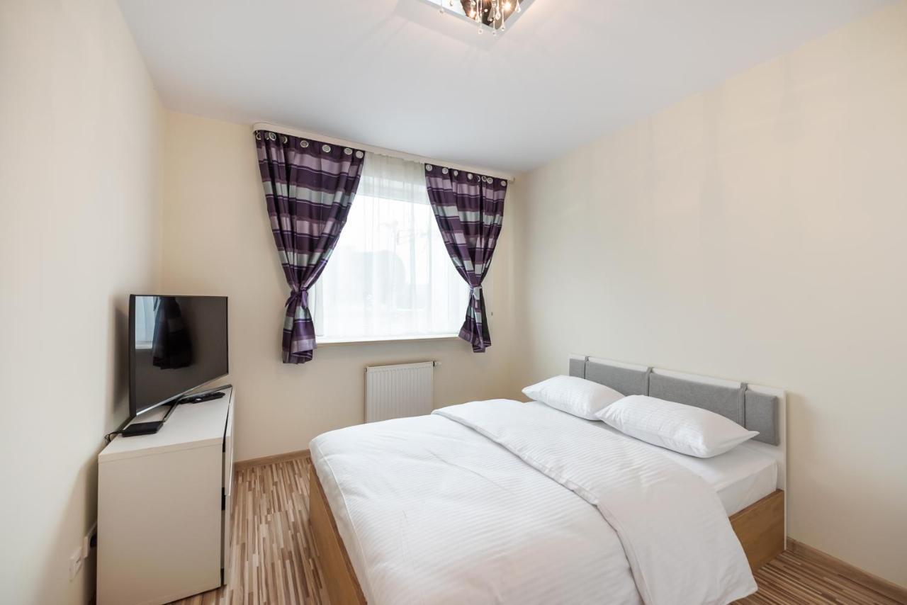 Metro Kondratowicza Spacious Apartment 바르샤바 외부 사진